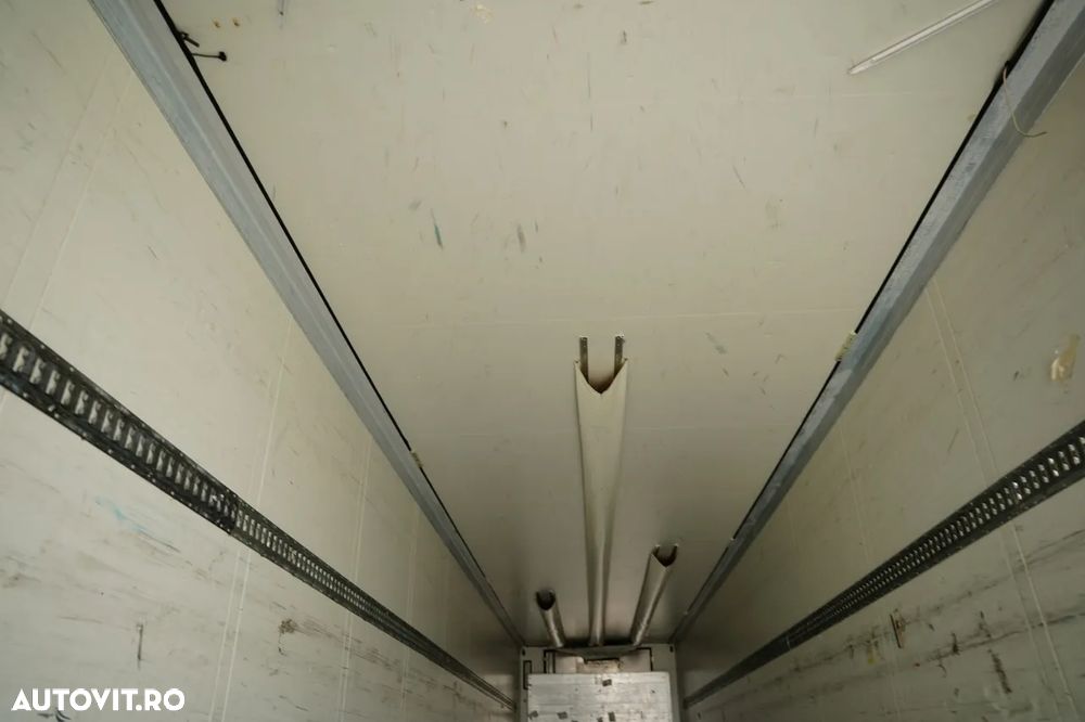 Schmitz Cargobull / REFRIGERAT / UNITATE THERMO KING SL-200 E / AXĂ RIDICATĂ / AXE SAF / - - 17