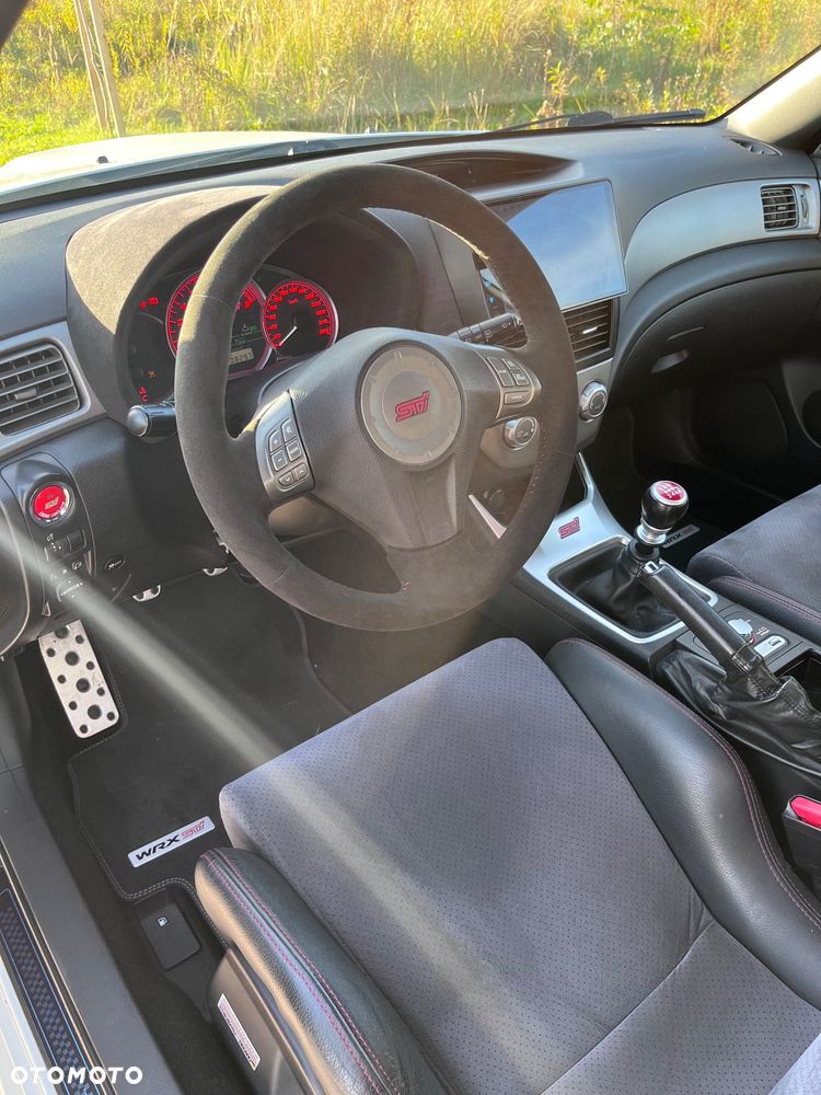 Subaru Impreza WRX STI - 11