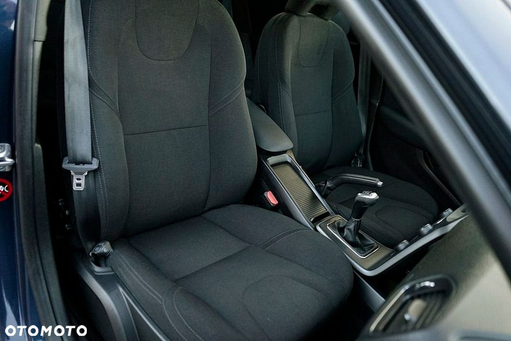 Volvo V40 - 19