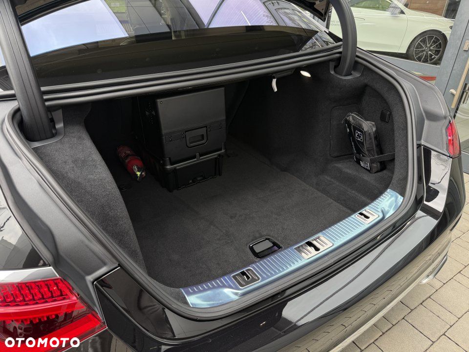 Mercedes-Benz Klasa S - 21