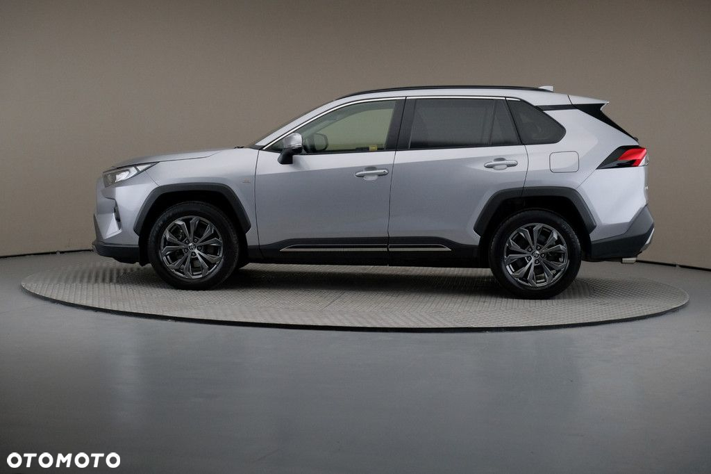 Toyota RAV4 - 4