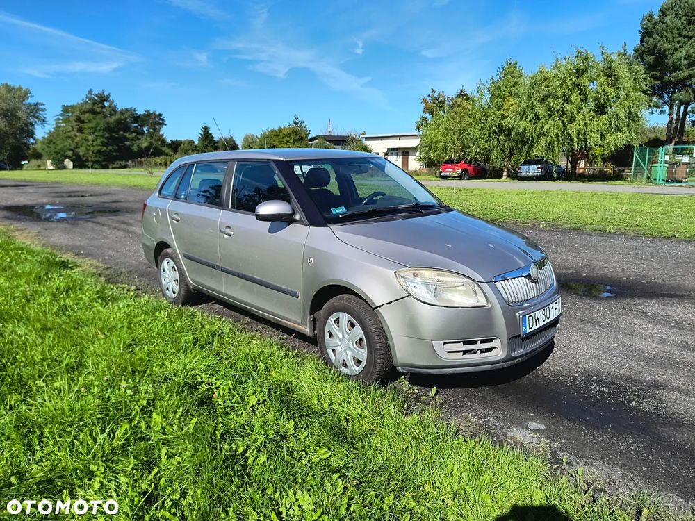 Skoda Fabia 1.4 16V Ambiente - 4