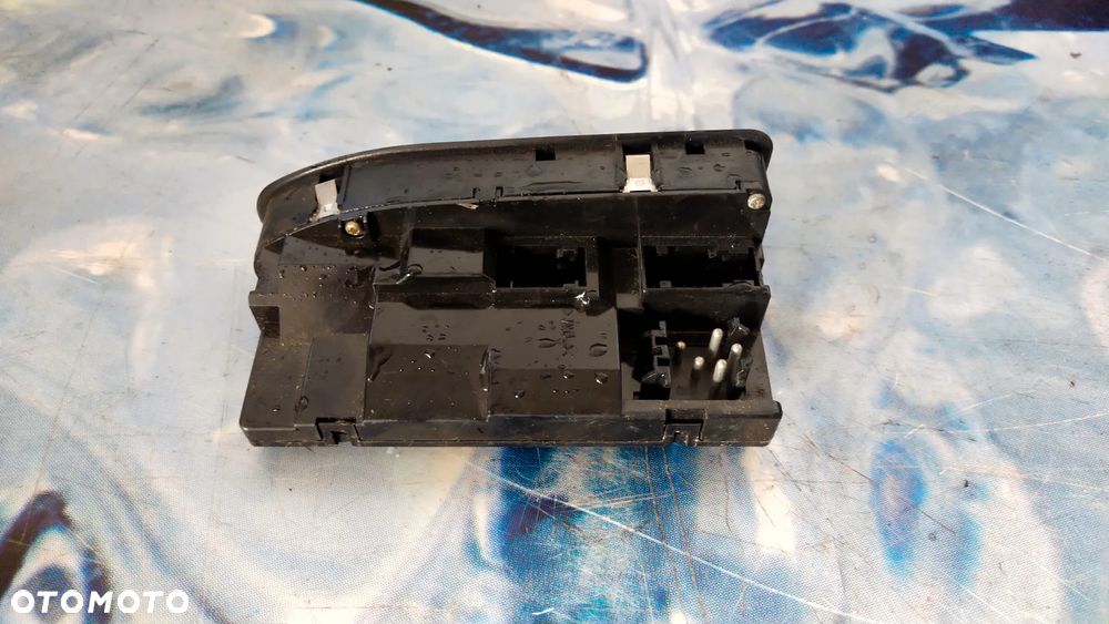Panel sterowania szyb lusterek BMW E39 6904306 - 1