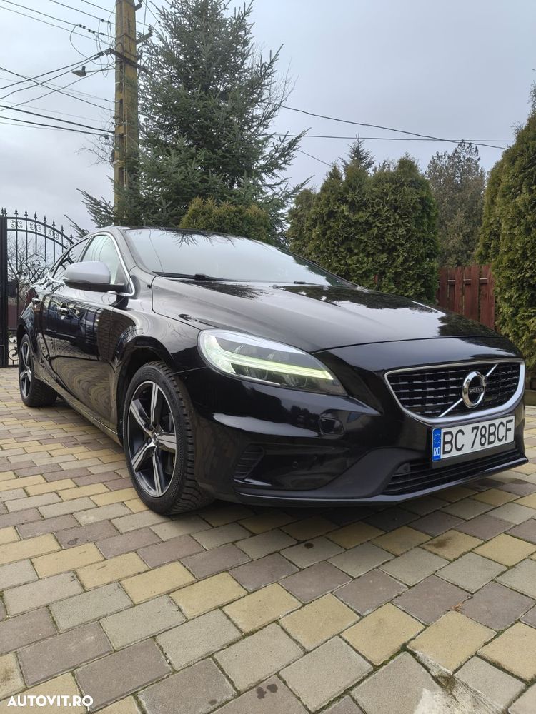 Volvo V40 T3 Geartronic RDesign - 1