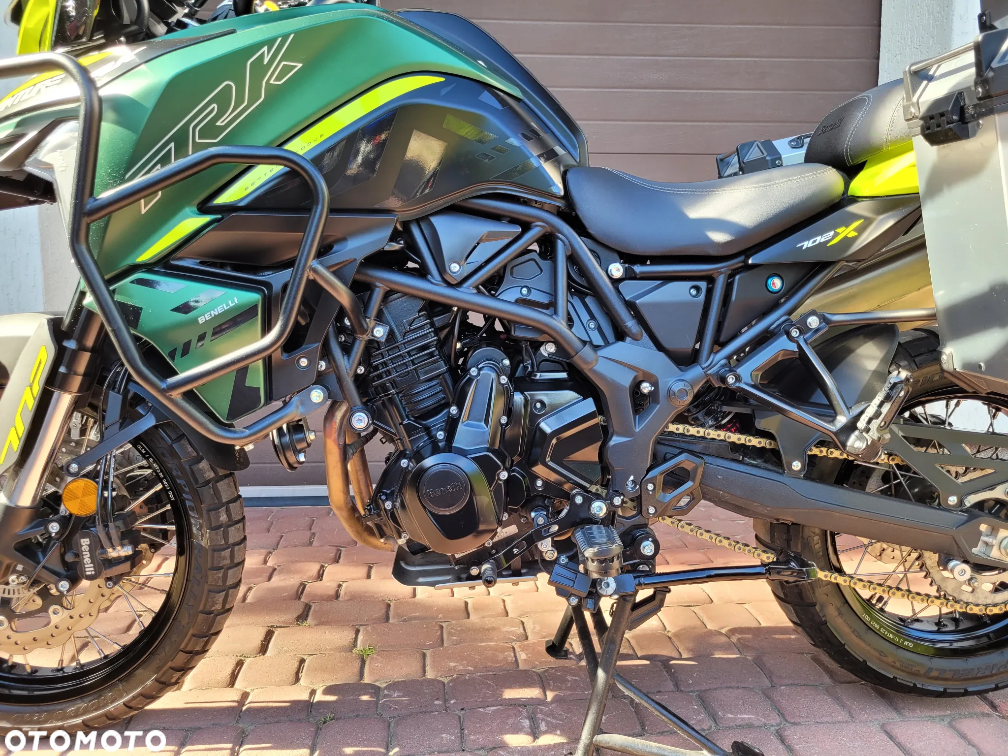 Benelli TRK 702X - 10