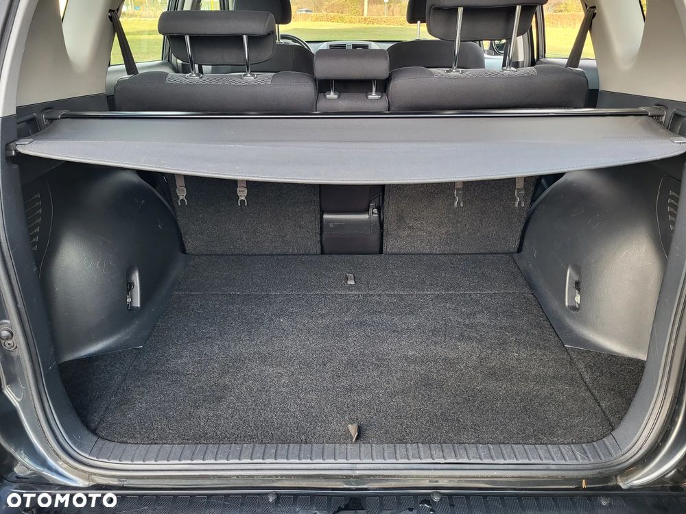Toyota RAV4 2.0 VVT-i Sol - 22