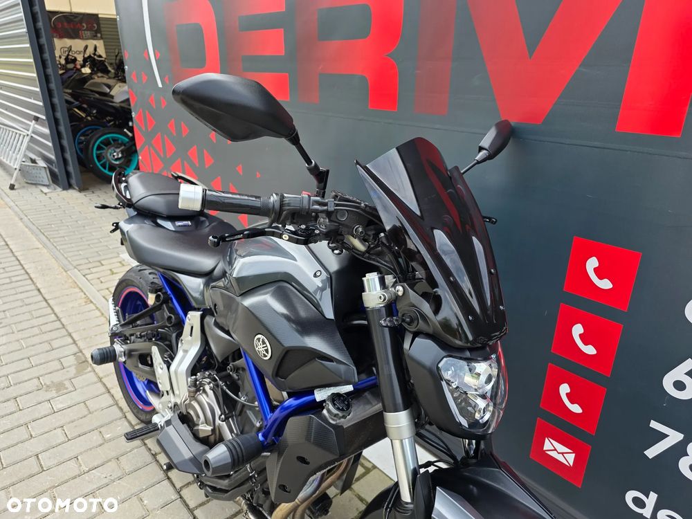 Yamaha MT - 12