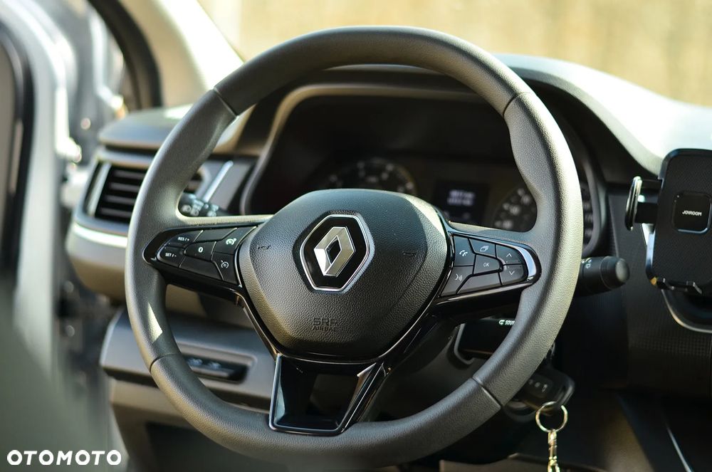 Renault Trafic 2.0 dCi EDC - 21