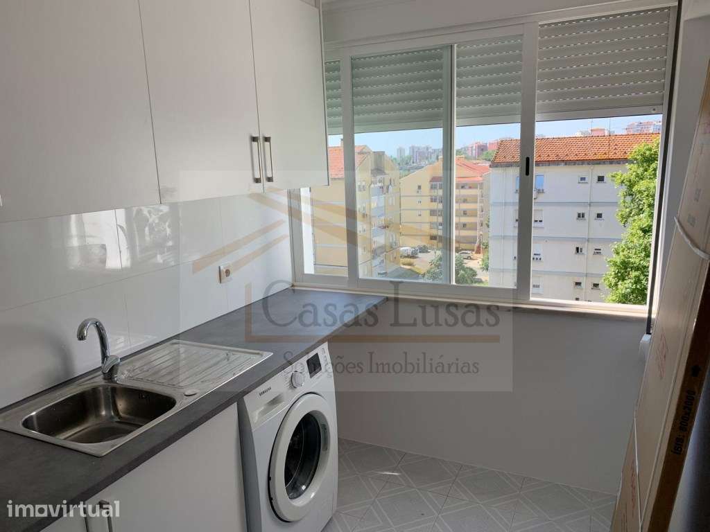 APARTAMENTO T3 TRANSFORMADO EM T4 | Excelente Oportunidade de Inves... - Grande imagem: 2/13