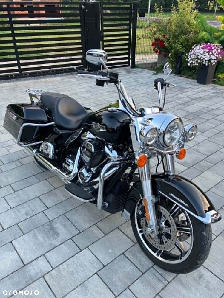 Harley-Davidson Touring Road King - 11