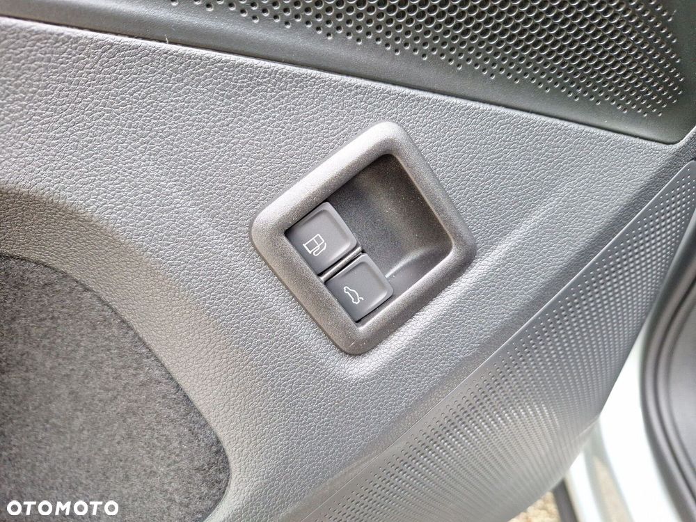 Volkswagen Tiguan 1.5 eHybrid PHEV 150kW Elegance DSG - 23