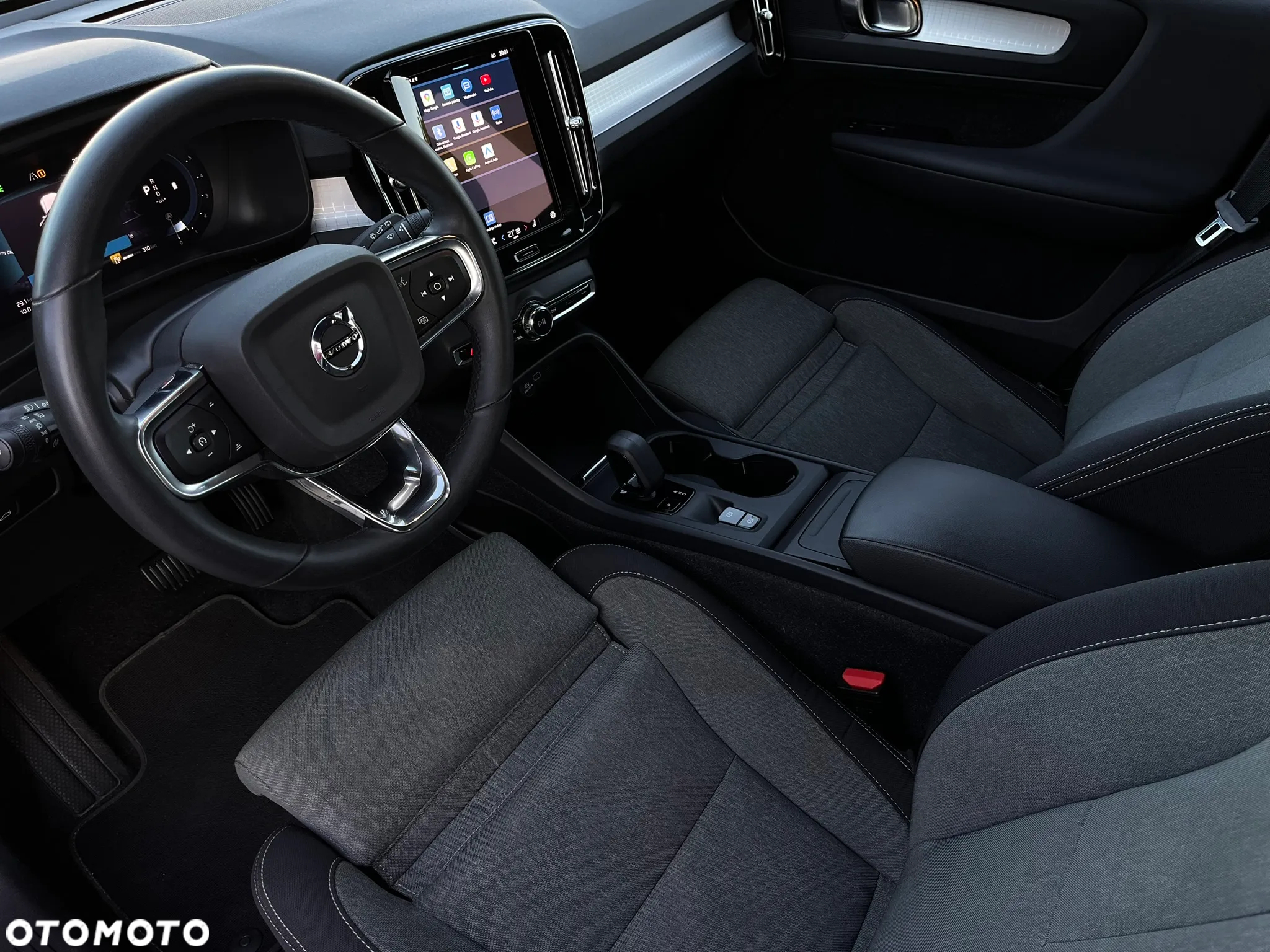 Volvo XC 40 B3 Core - 15