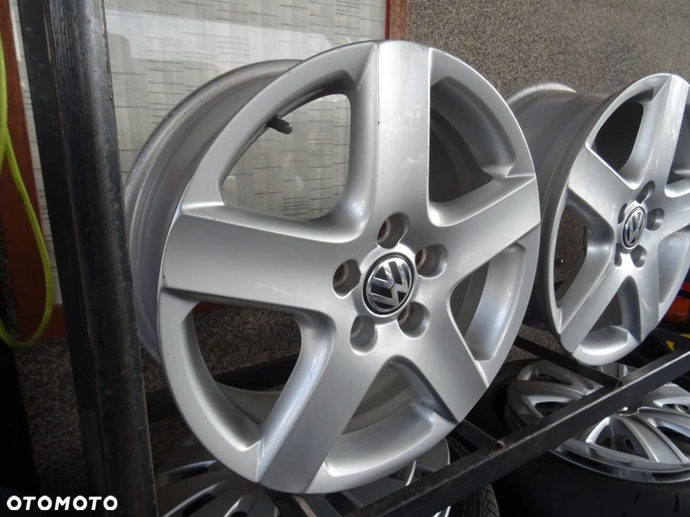 5x112x57 7Jx17 ET55 Oryginalne felgi VOLKSWAGEN - 2