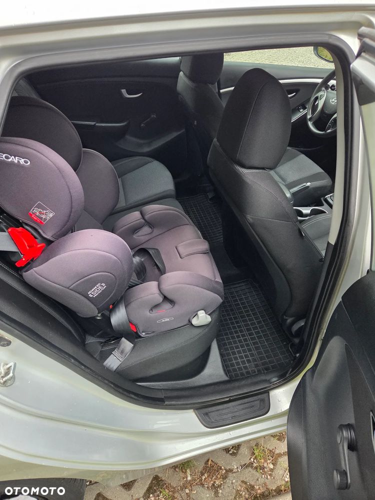 Hyundai i30 - 15