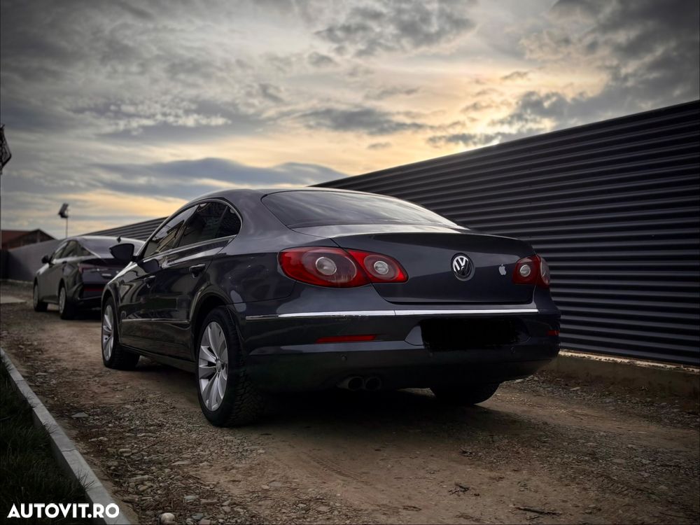 Volkswagen Passat CC - 2