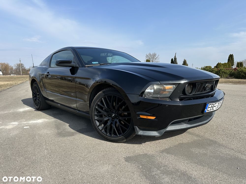 Ford Mustang - 2