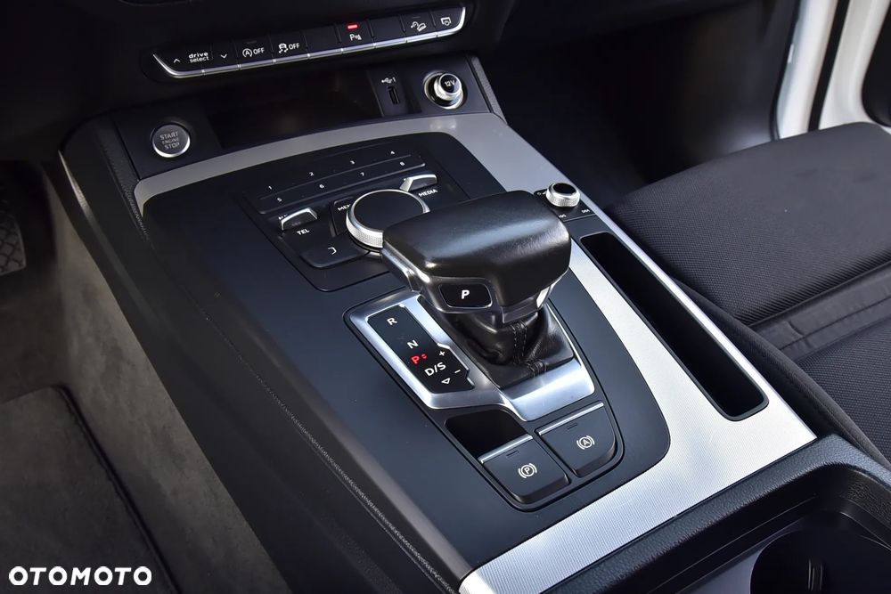 Audi Q5 2.0 TDI Quattro Design S tronic - 23