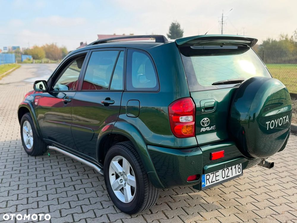 Toyota RAV4 2.0 D-4D Prestige - 32