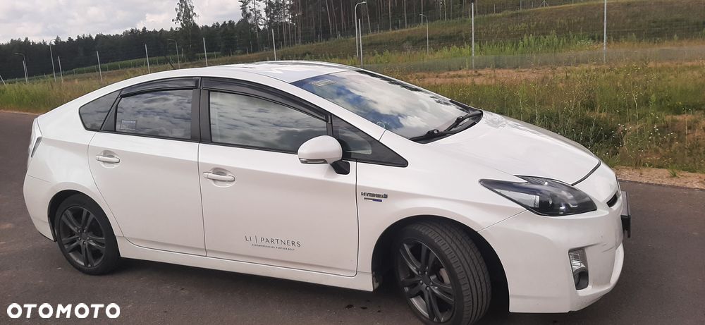 Toyota Prius - 5