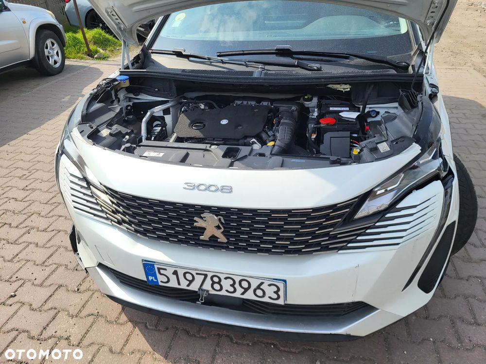 Peugeot 3008 BlueHDi 130 Stop & Start EAT8 Allure - 22