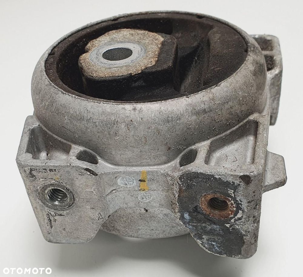 ŁAPA PODUSZKA SILNIKA MERCEDES W169 A1692401218 - 3