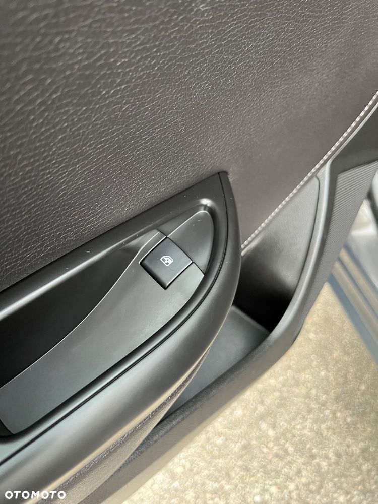 Opel Astra 2.0 CDTI DPF SportsTourer Edition - 17