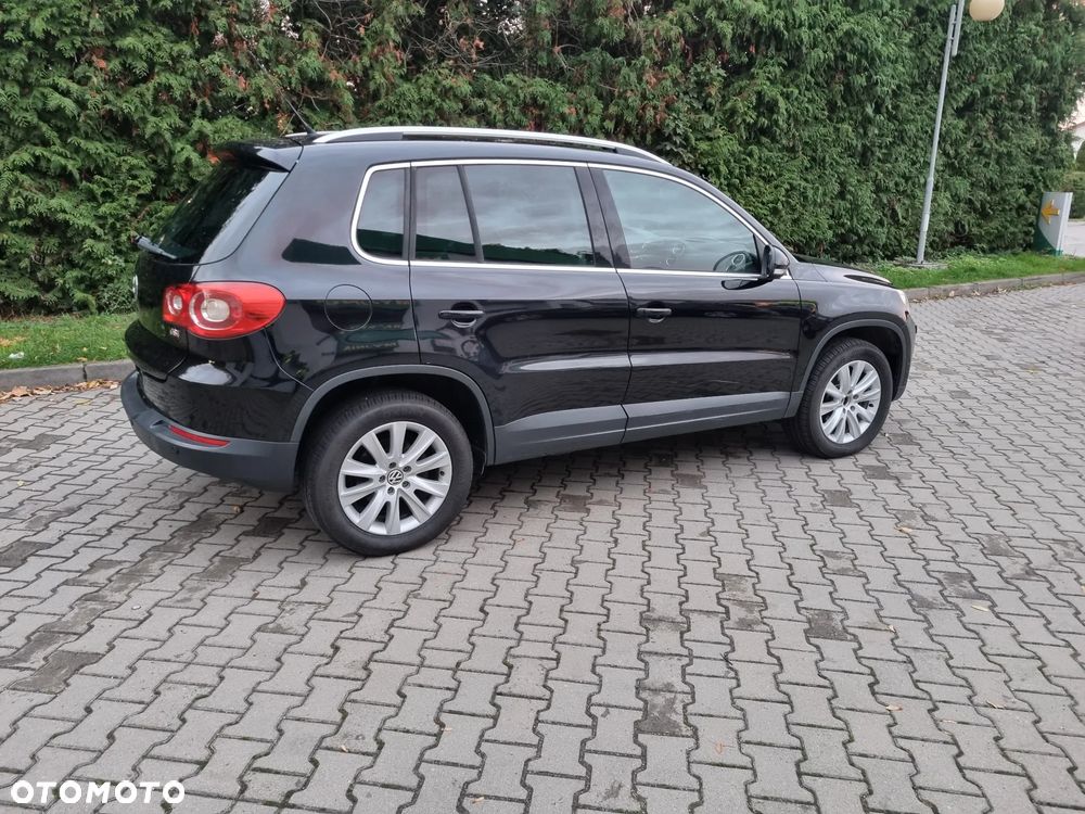 Volkswagen Tiguan - 10