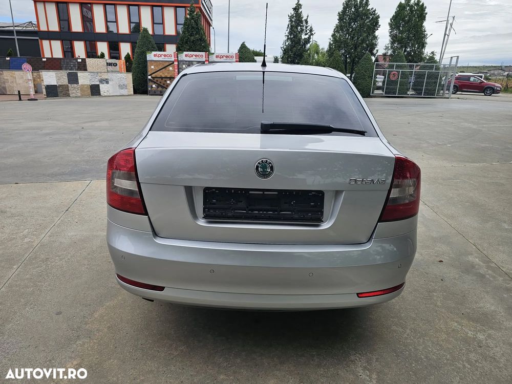 Skoda Octavia - 5