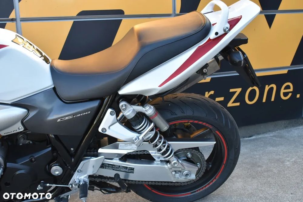 Honda CB - 11