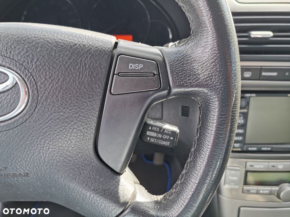 Toyota Avensis 2.0 D-4D Sol - 17