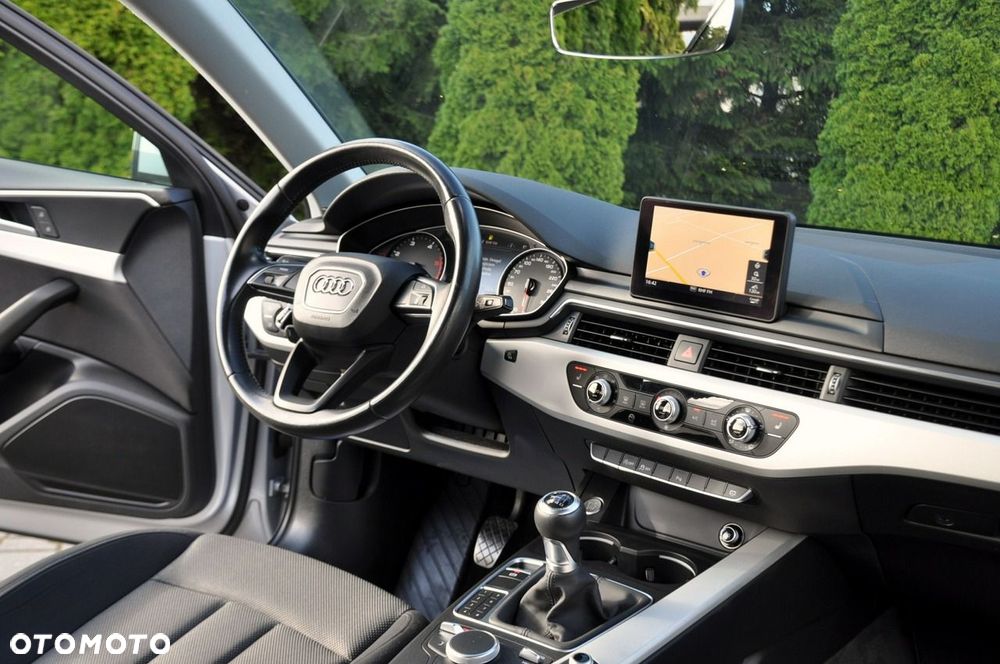 Audi A4 Avant - 25