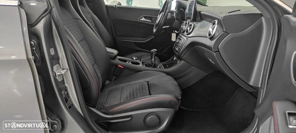 Mercedes-Benz CLA 200 - 24