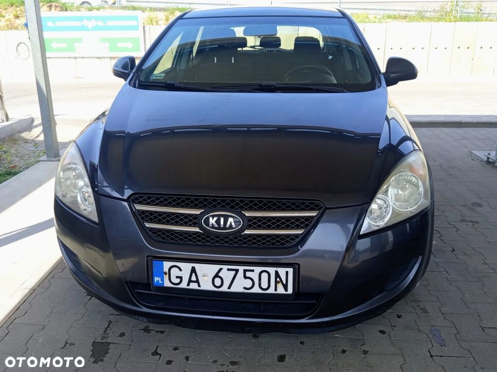 Kia Ceed 1.6 Crdi Comfort - 3