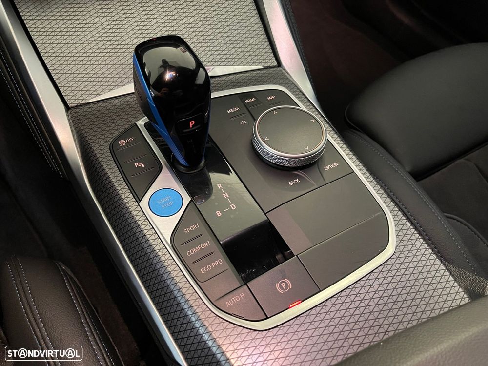 BMW i4 M50 Pack Desportivo M Pro - 33