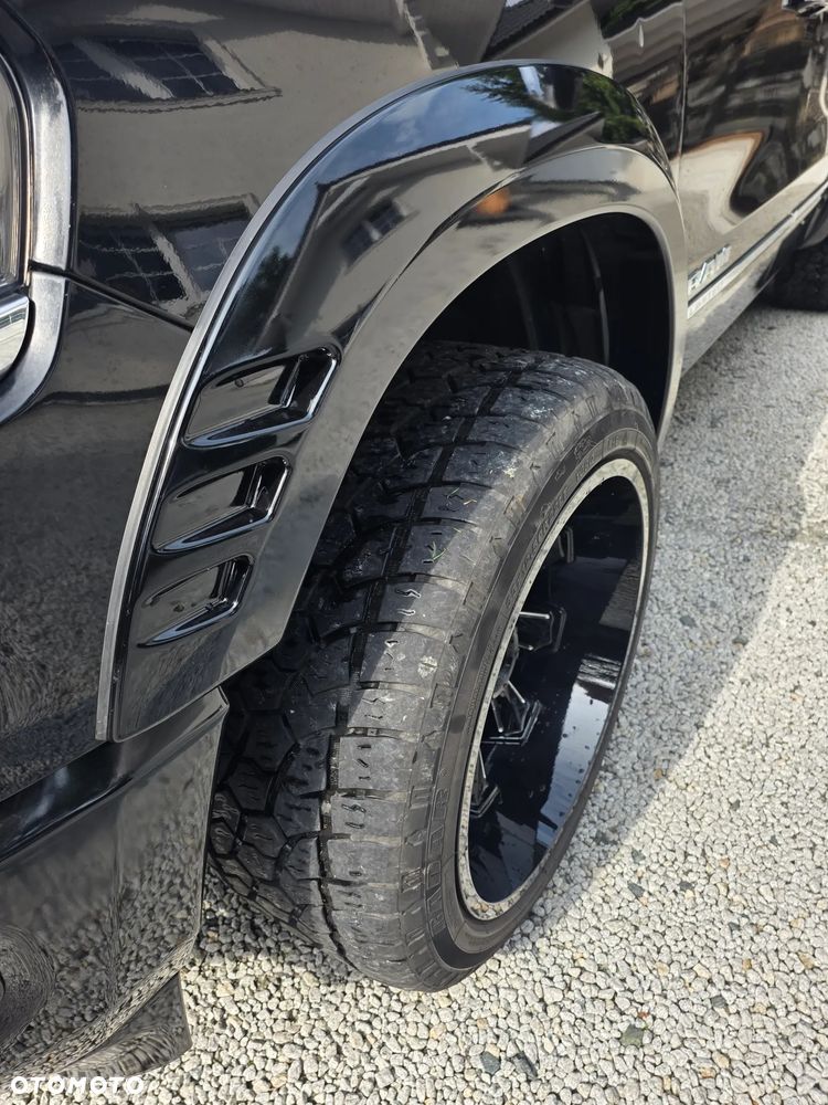 Dodge RAM 5.7 4x4 - 35