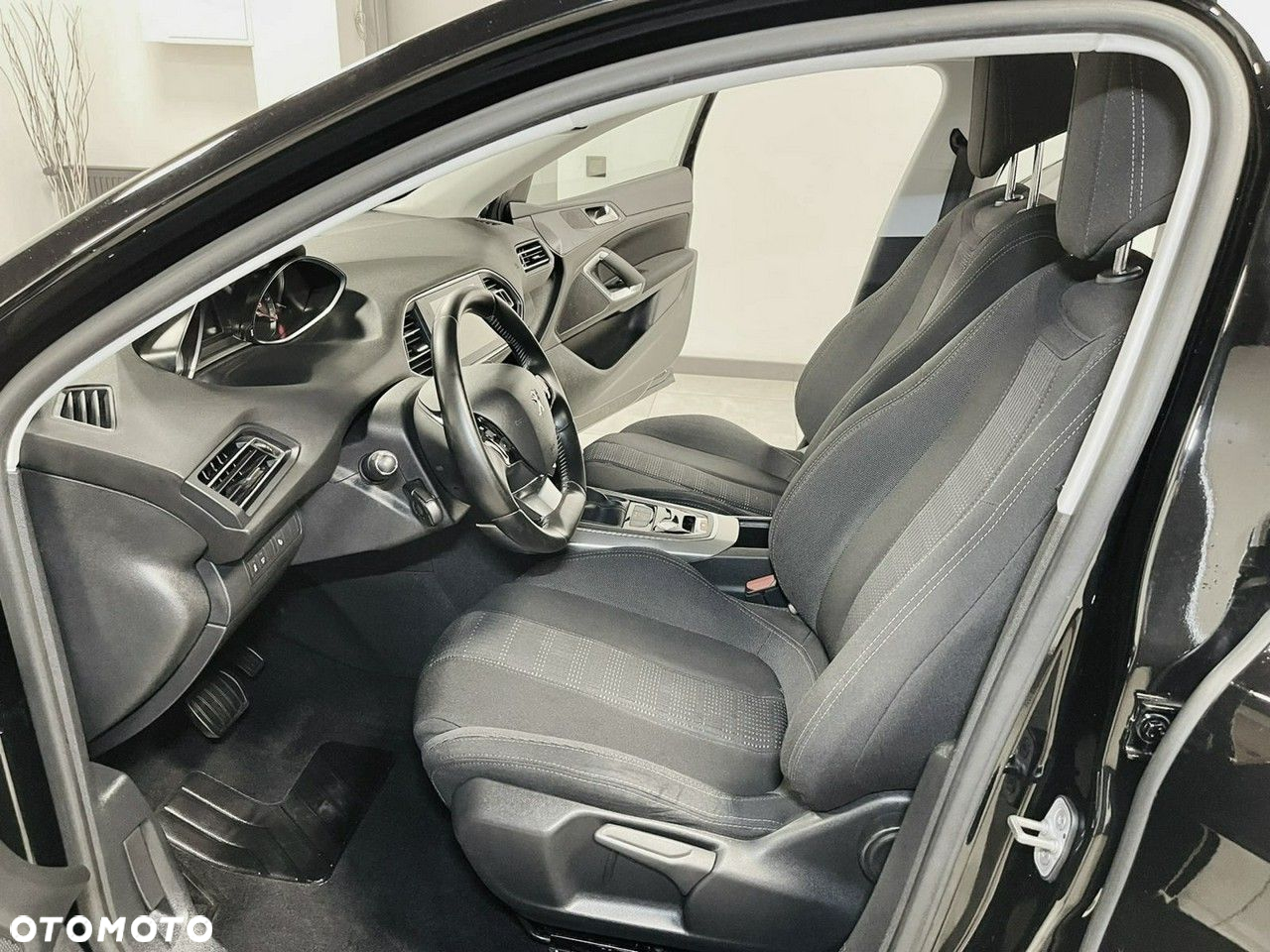 Peugeot 308 SW BlueHDi 150 Automatik Stop & Start Allure - 16