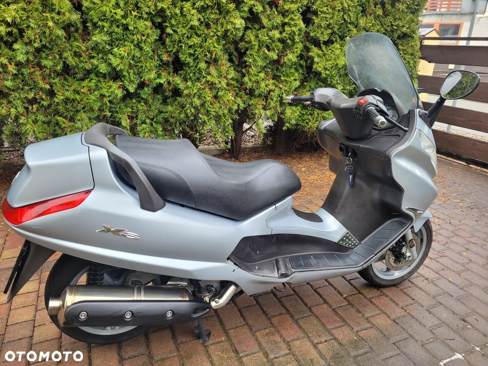 Piaggio X8 - 10