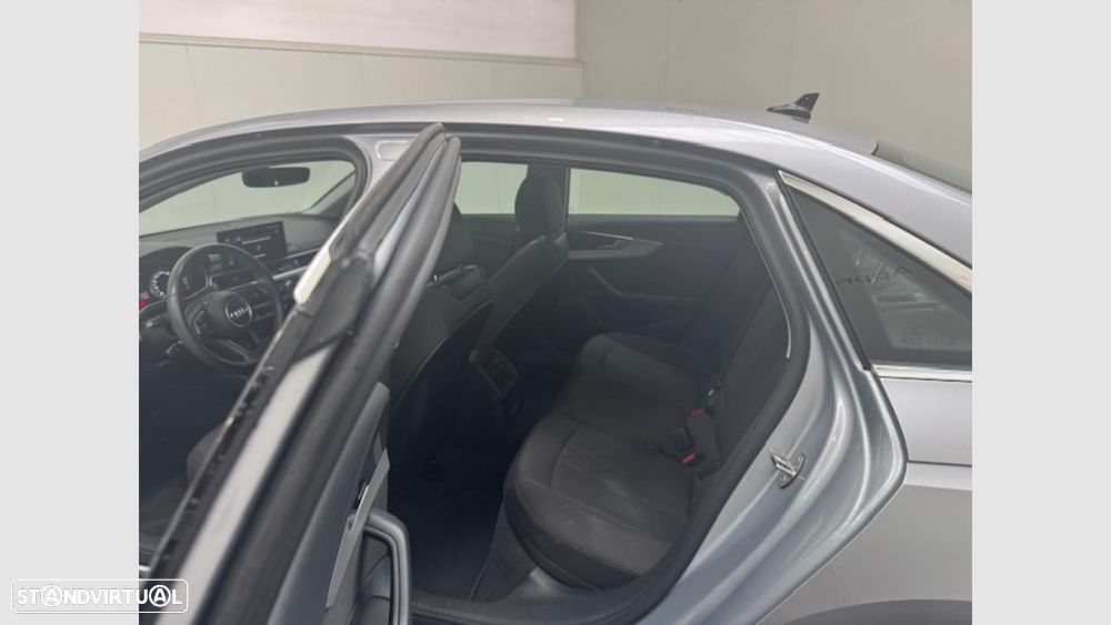 Audi A4 35 TDI Advanced S tronic - 10