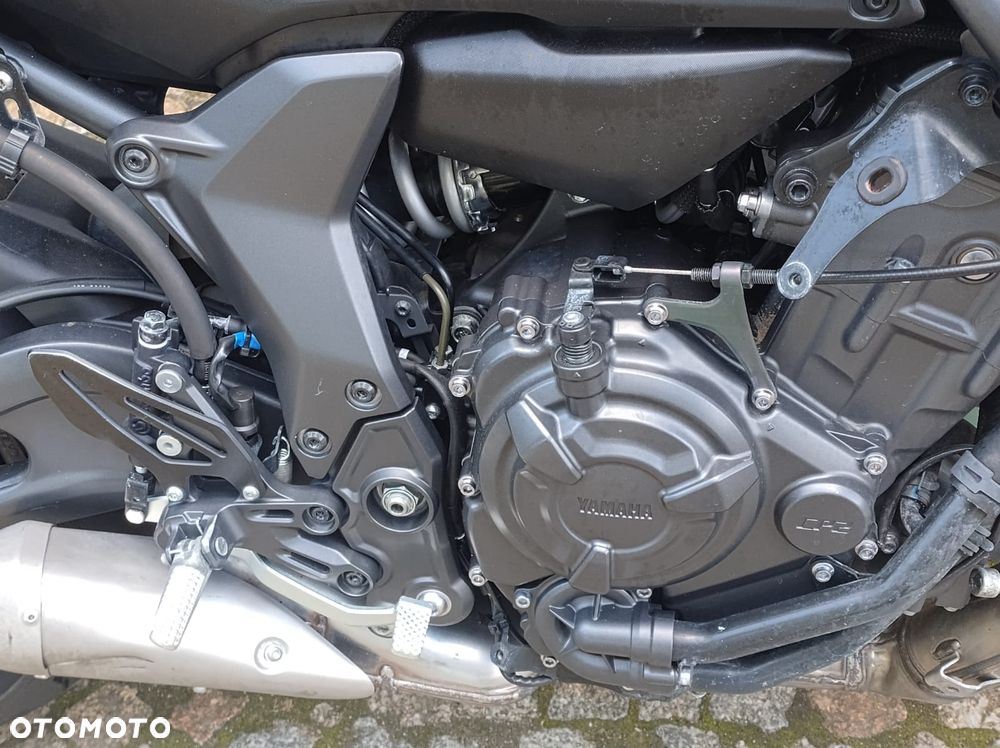 Yamaha R7 - 7
