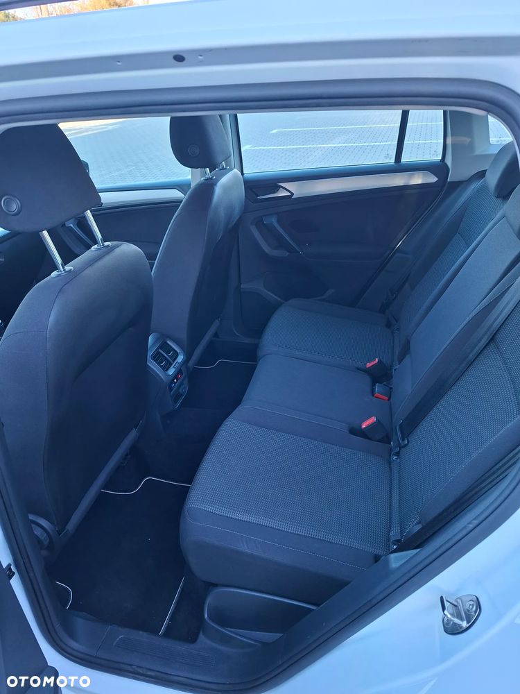 Volkswagen Tiguan 1.5 TSI EVO Trendline - 12