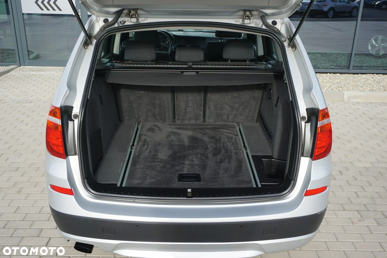 BMW X3 xDrive20d - 27