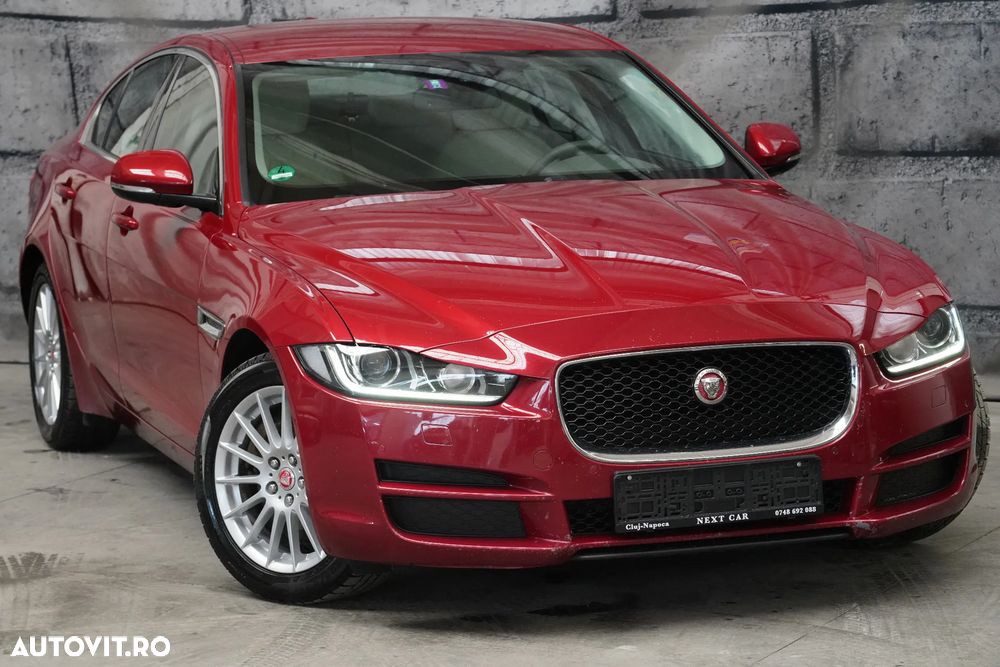 Jaguar XE 2.0 Portfolio - 5