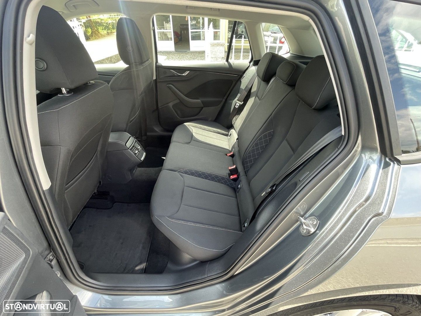Skoda Kamiq 1.0 TSI Style - 11