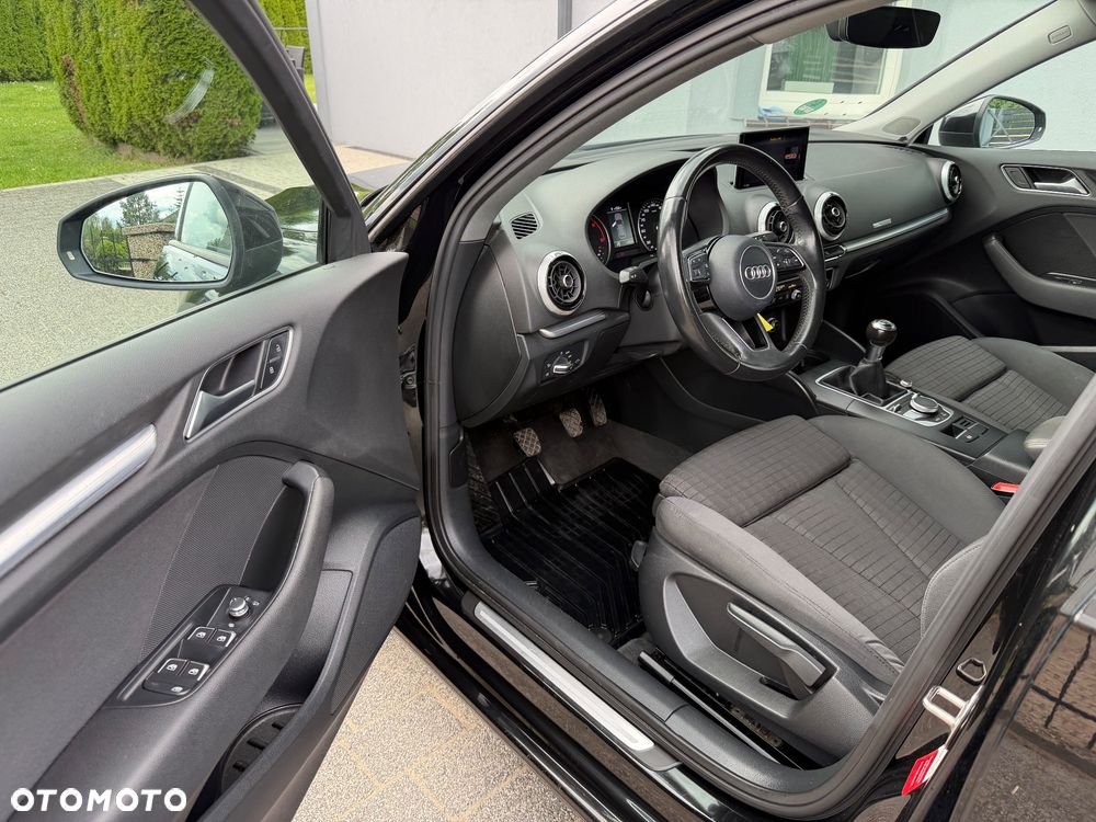 Audi A3 Sportback 1.6 TDI(clean diesel) Ambition - 11