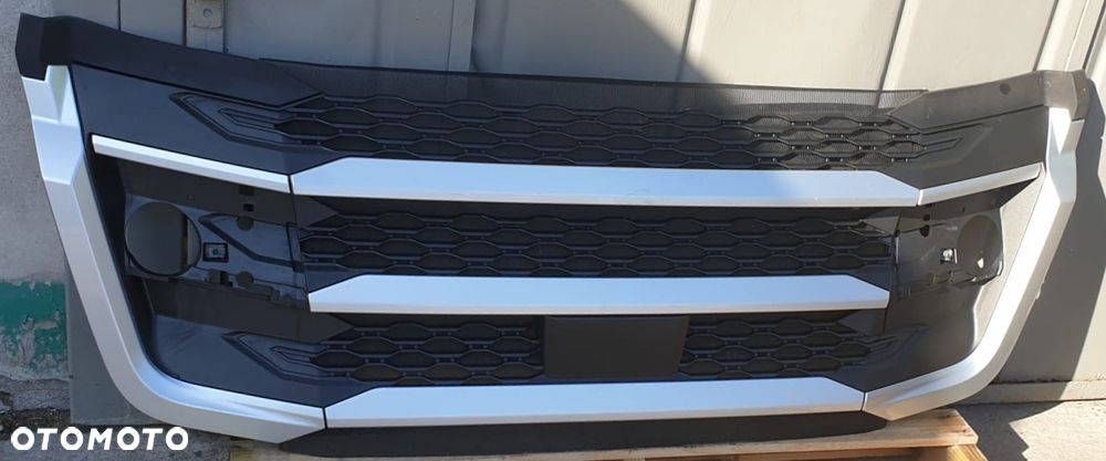 GRILL ATRAPA MASKA WLOT POWIETRZA DAF XG XF XG+ 2240190  2240191  3131310  3131311 - 1