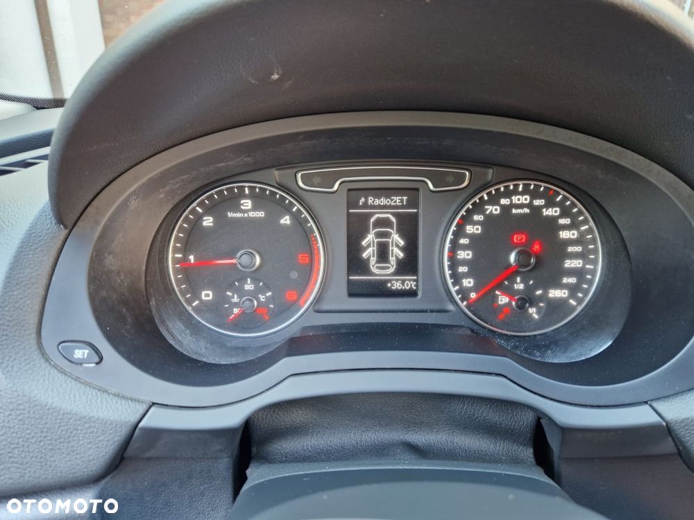 Audi Q3 2.0 TDI - 16