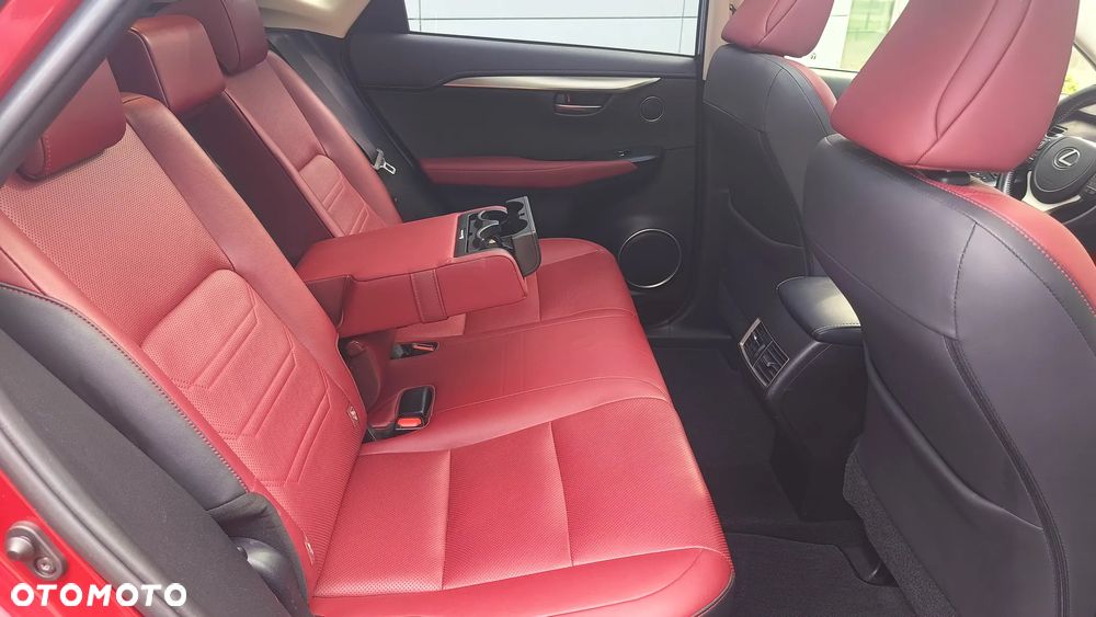 Lexus NX 300h Executive Line - 8