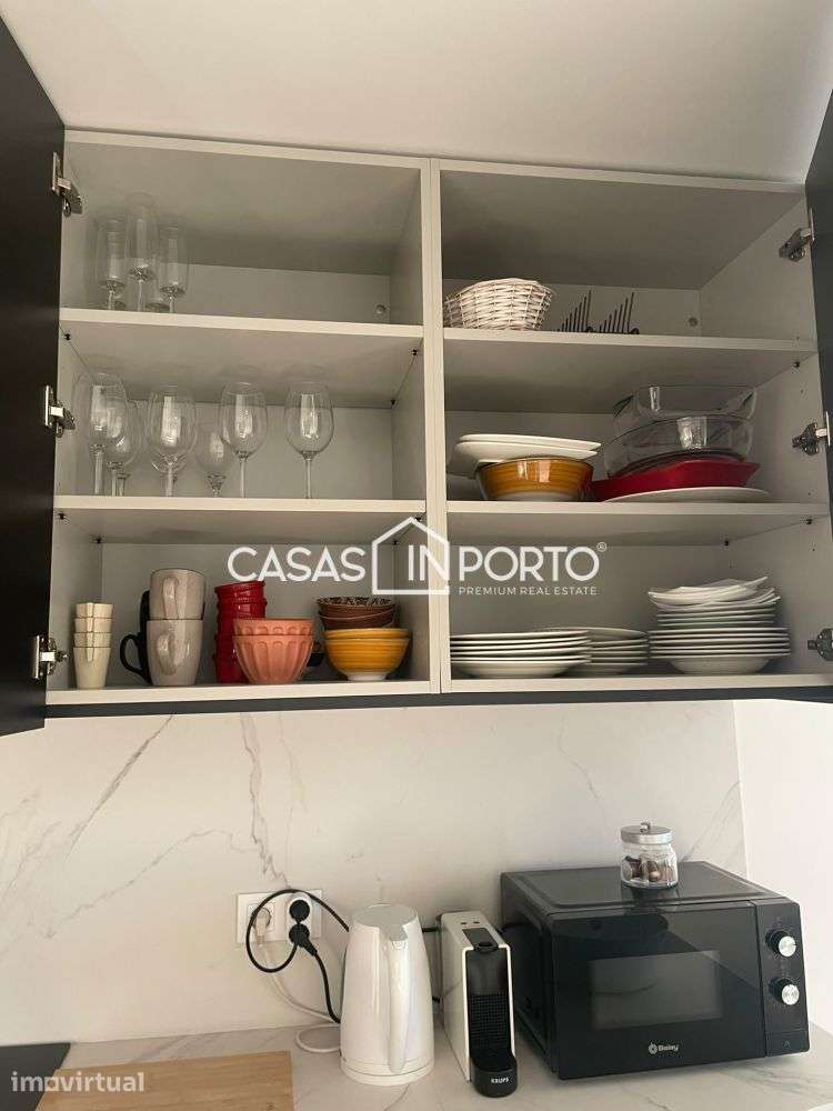 T1 Mobilado e Equipado Junto ao Hospital de São João - Grande imagem: 5/12