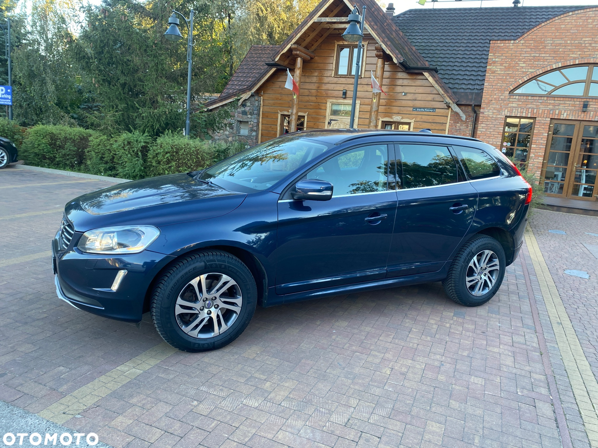 Volvo XC 60 D4 Geartronic Momentum - 3
