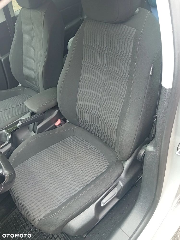 Peugeot 308 1.6 THP Access - 4